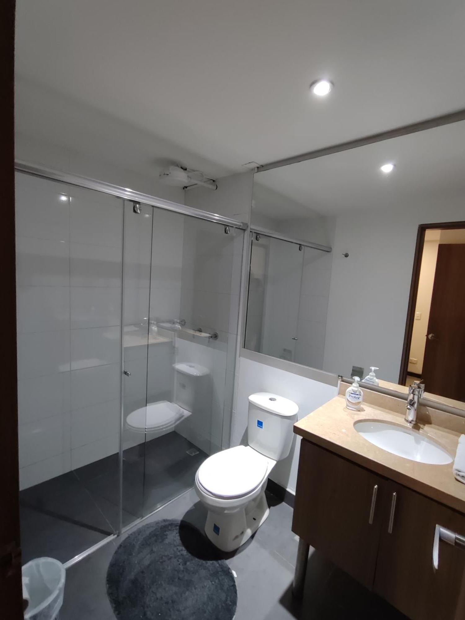 4 Cedritos Completo Apartment